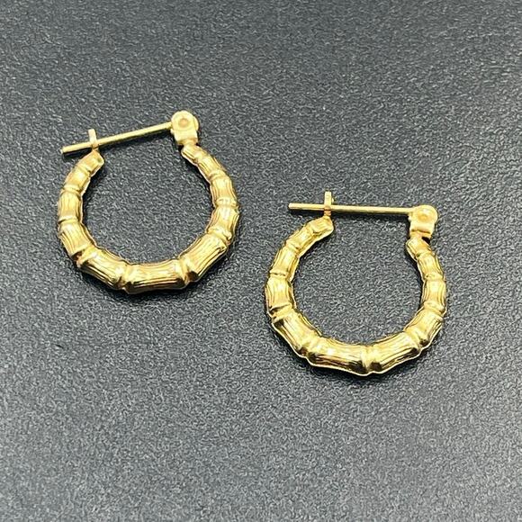 JCM Jacmel 14k Yellow Gold Vintage Marked Bamboo Shrimp Hoop Huggie Earrings - Picture 7 of 10